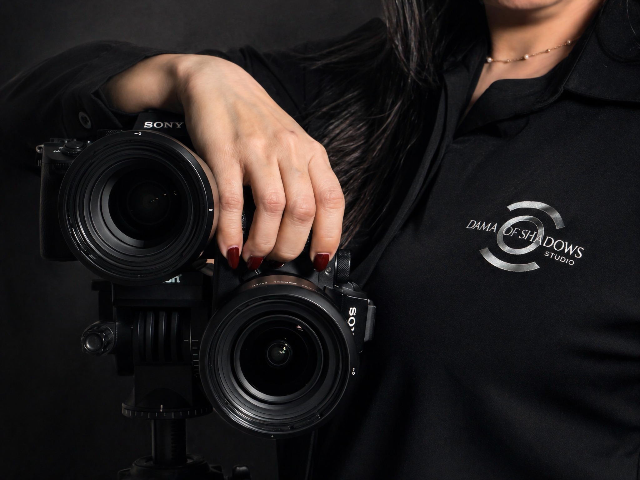 Damavys, photographer and founder of Dama of Shadows Studio