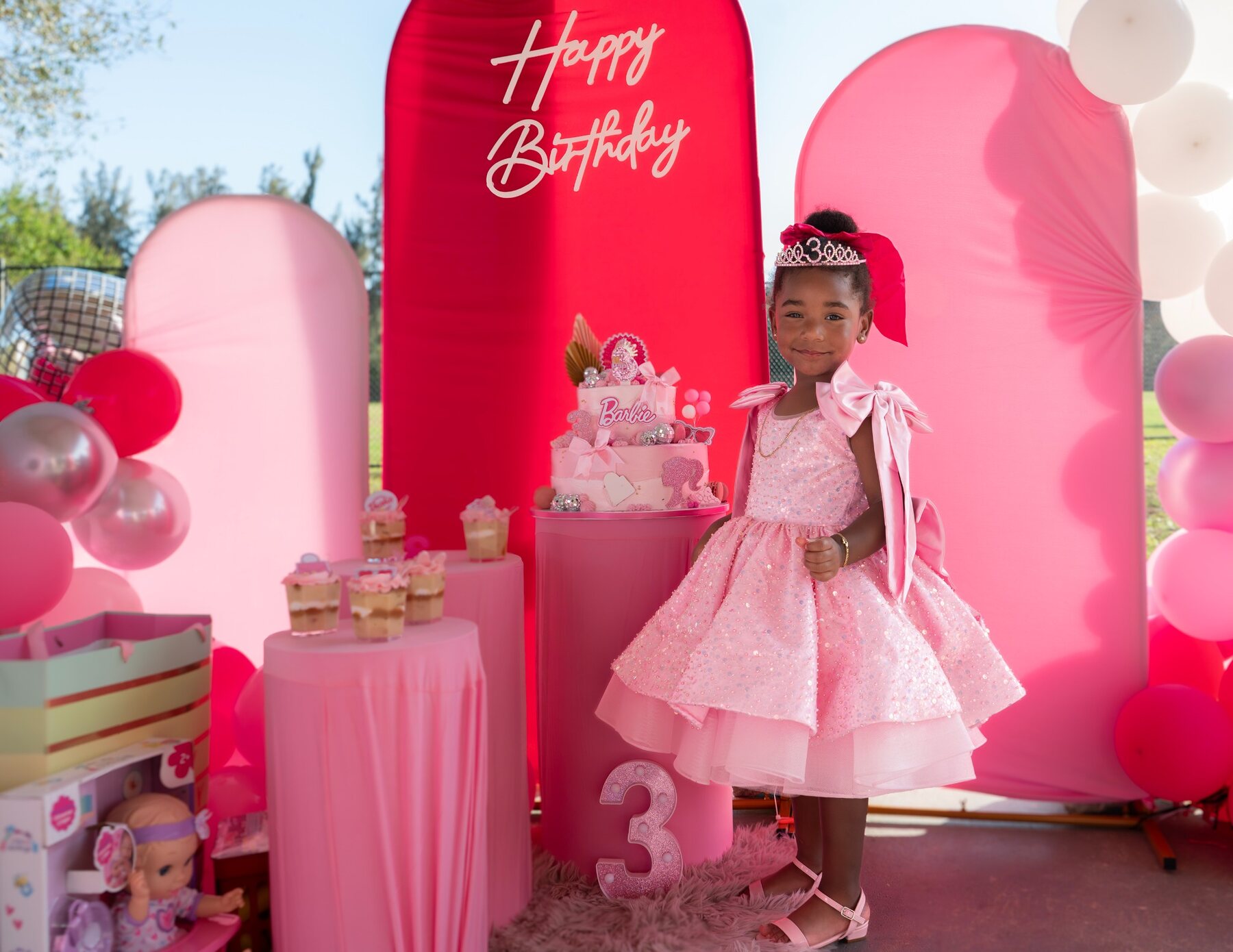 Retrato infantil durante una celebración de cumpleaños
